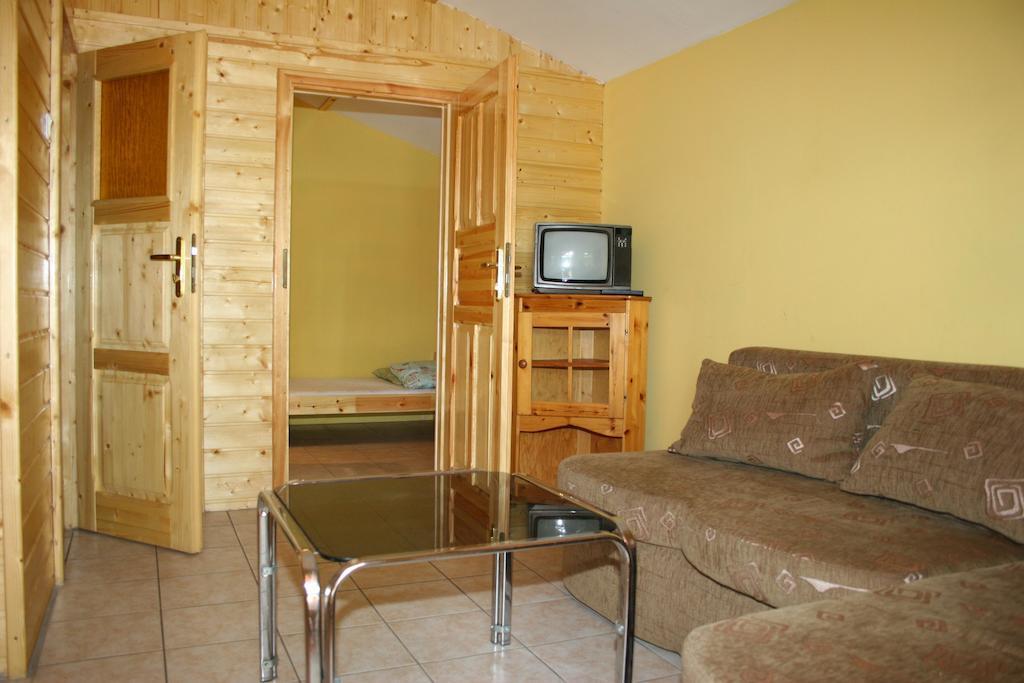 Hotel Osrodek Wypoczynkowy Jelonek Wolsztyn Habitación foto